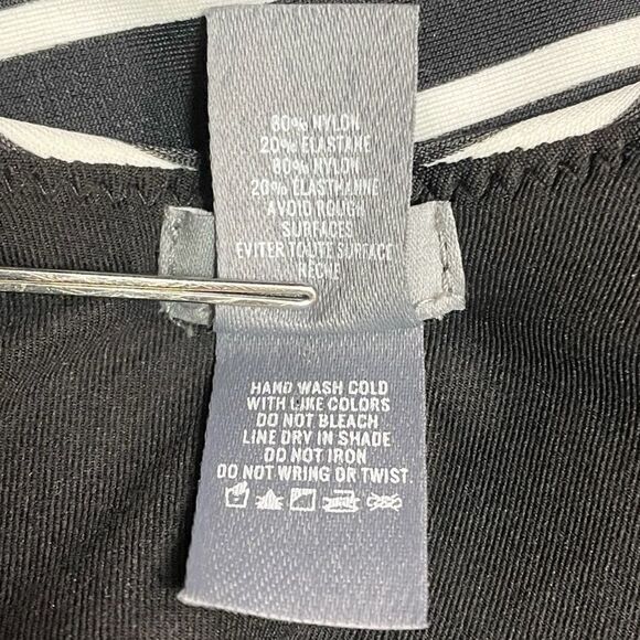 Aerie Super Scoop One Piece Swimsuit Size Large Black White Stripe Hi Cut Cheeky - Picture 13 of 15